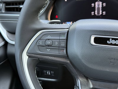 2025 Jeep Grand Cherokee GRAND CHEROKEE LIMITED 4X2