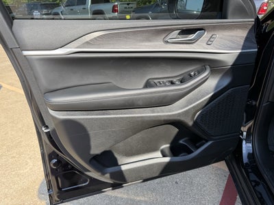 2025 Jeep Grand Cherokee GRAND CHEROKEE LIMITED 4X2