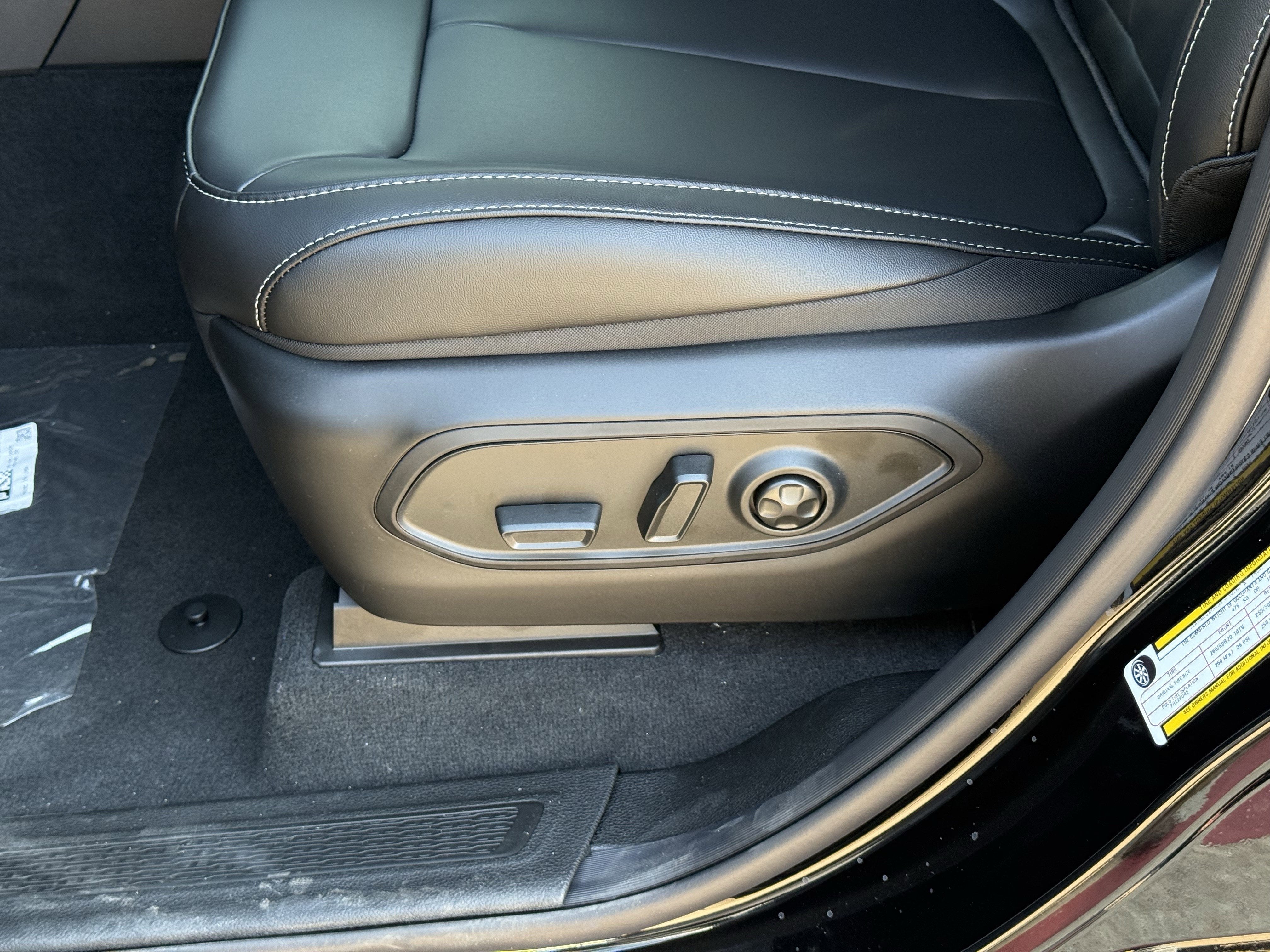 2025 Jeep Grand Cherokee GRAND CHEROKEE LIMITED 4X2