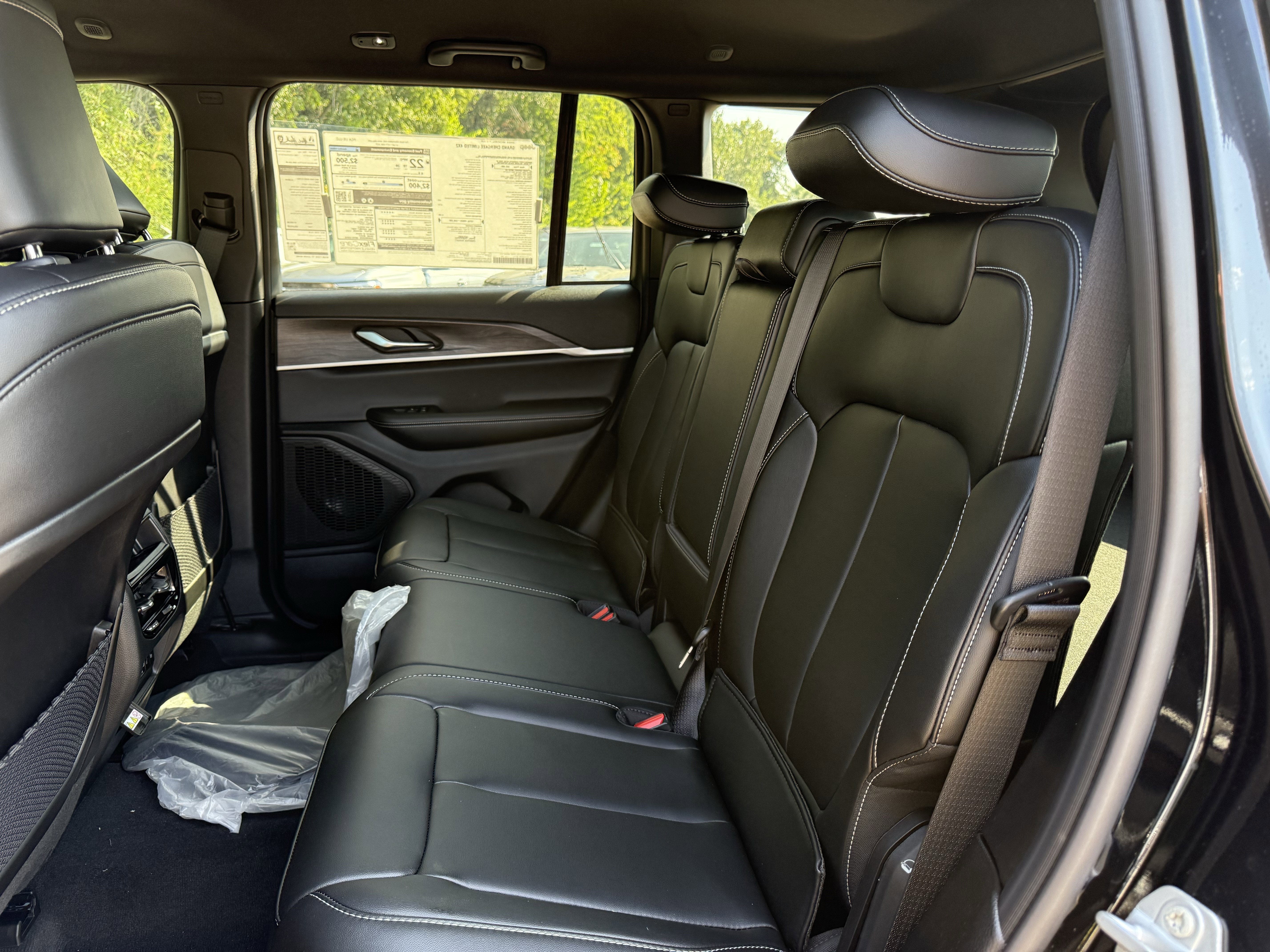 2025 Jeep Grand Cherokee GRAND CHEROKEE LIMITED 4X2