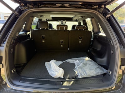 2025 Jeep Grand Cherokee GRAND CHEROKEE LIMITED 4X2