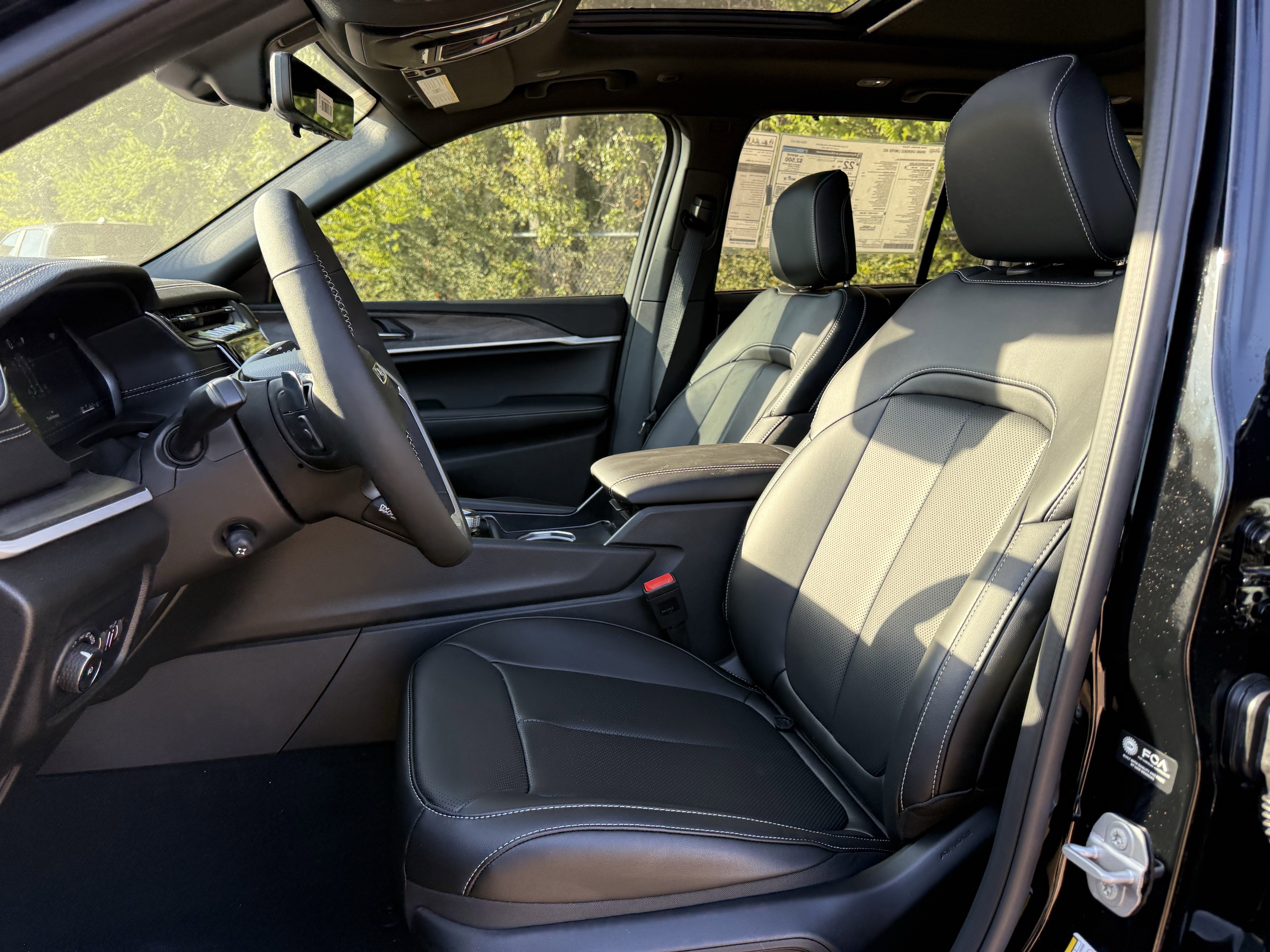 2025 Jeep Grand Cherokee GRAND CHEROKEE LIMITED 4X2