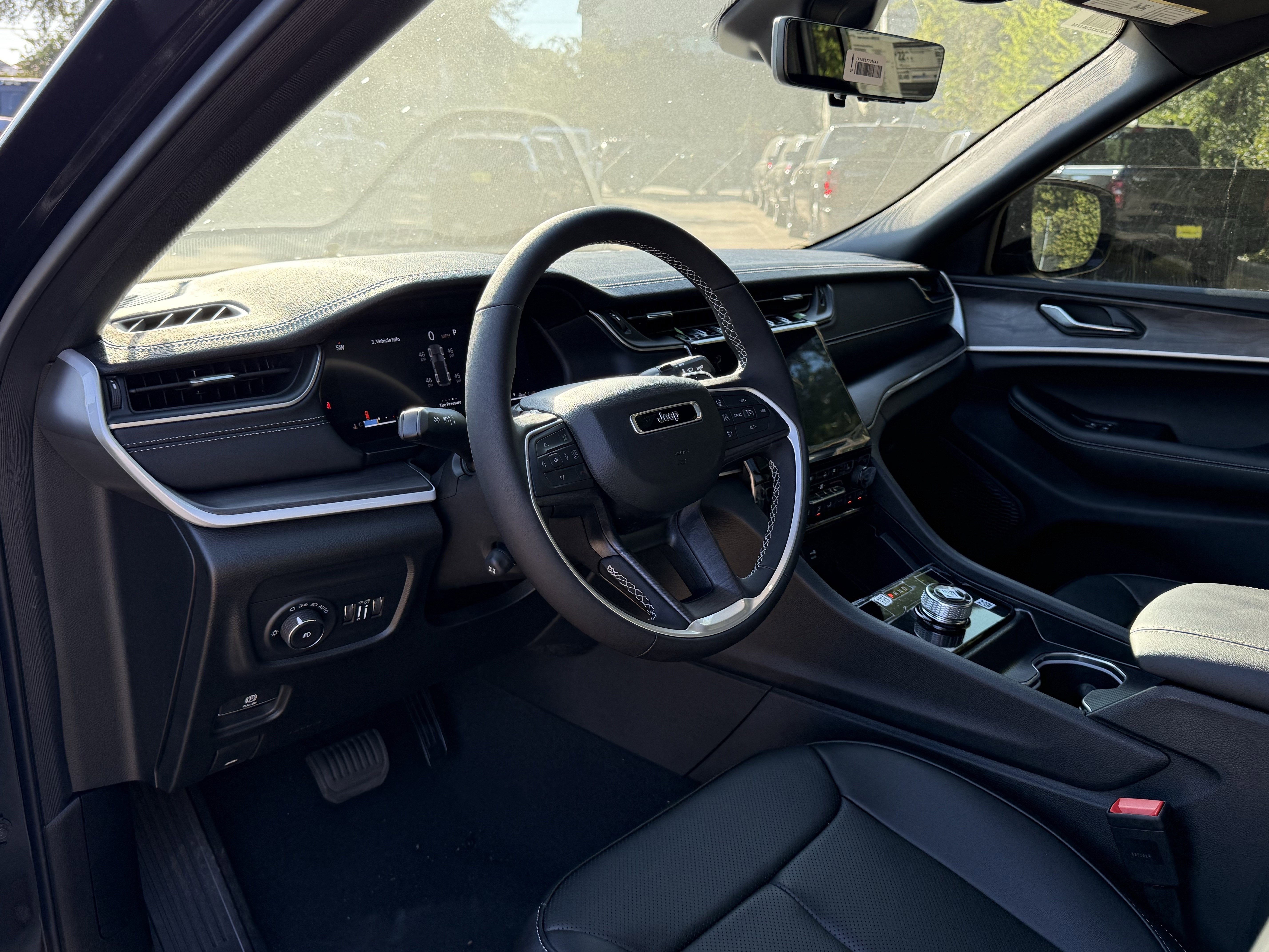 2025 Jeep Grand Cherokee GRAND CHEROKEE LIMITED 4X2