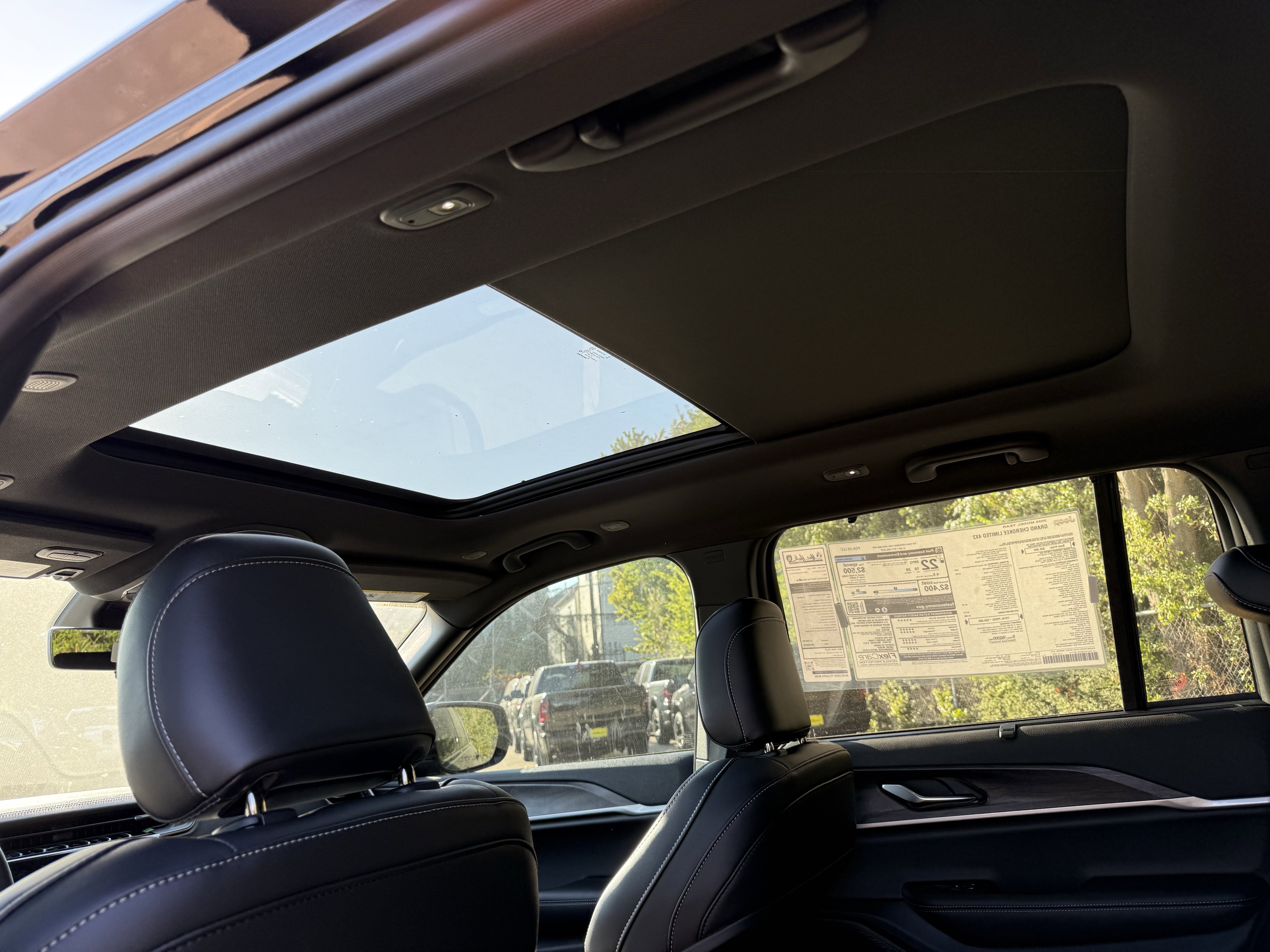 2025 Jeep Grand Cherokee GRAND CHEROKEE LIMITED 4X2