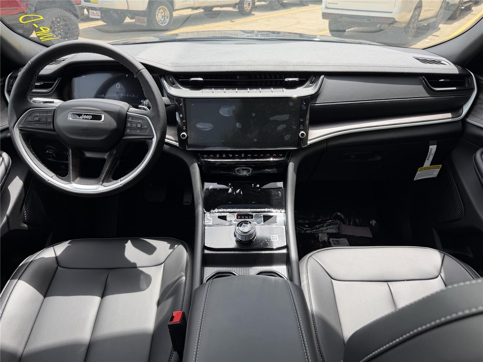 2026 Jeep CHEROKEE GRAND CHEROKEE LIMITED 4X2