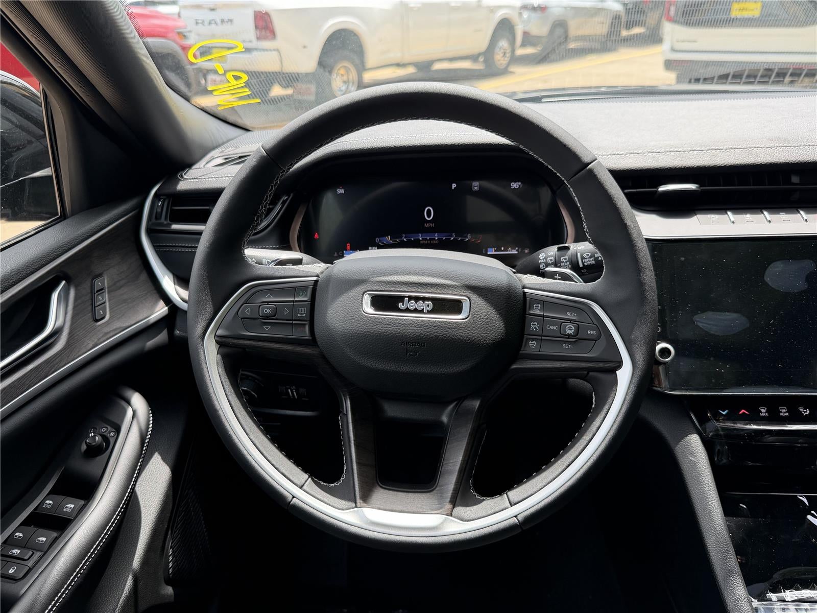 2026 Jeep CHEROKEE GRAND CHEROKEE LIMITED 4X2
