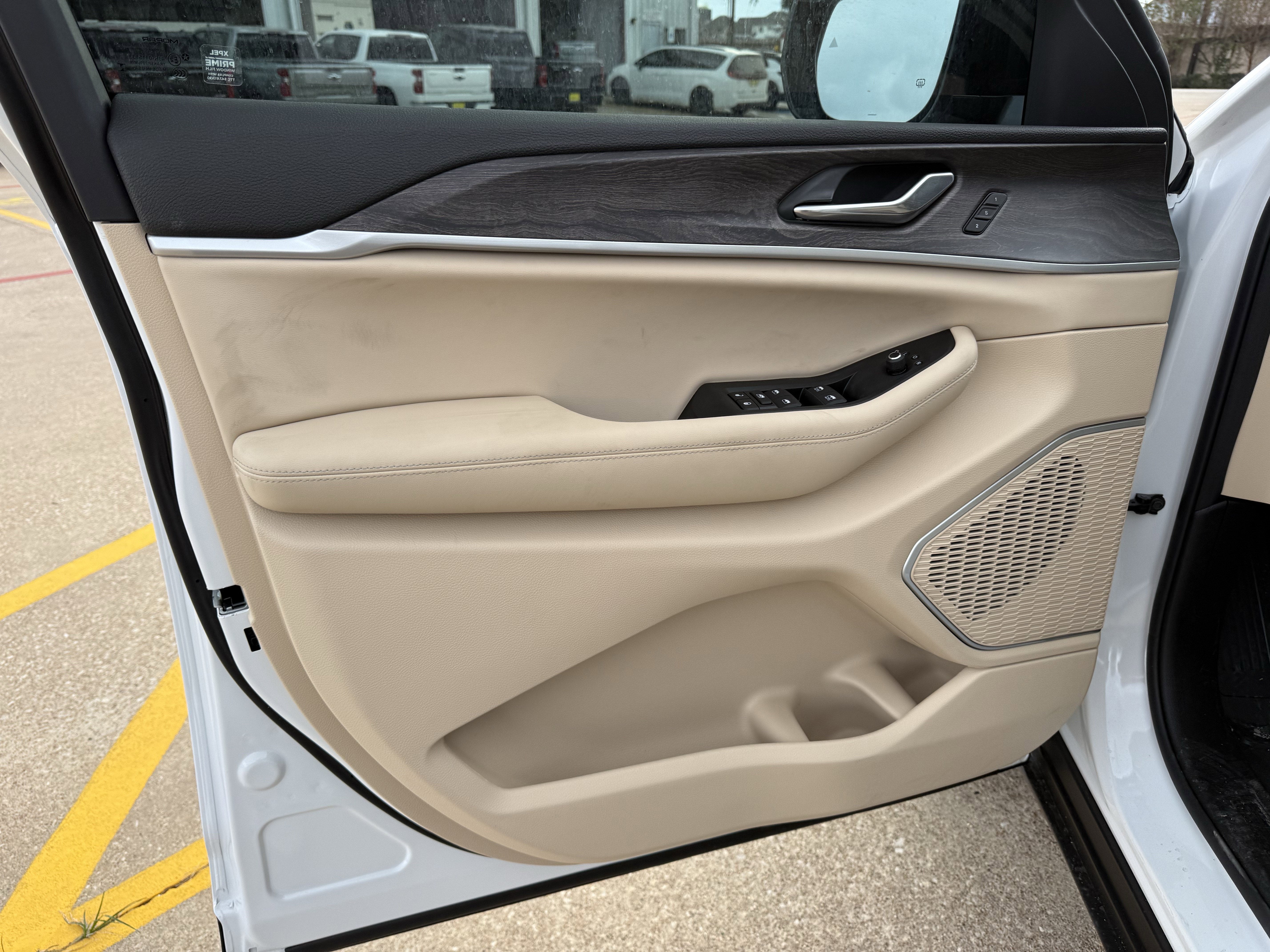 2026 Jeep Grand Cherokee GRAND CHEROKEE LIMITED 4X2