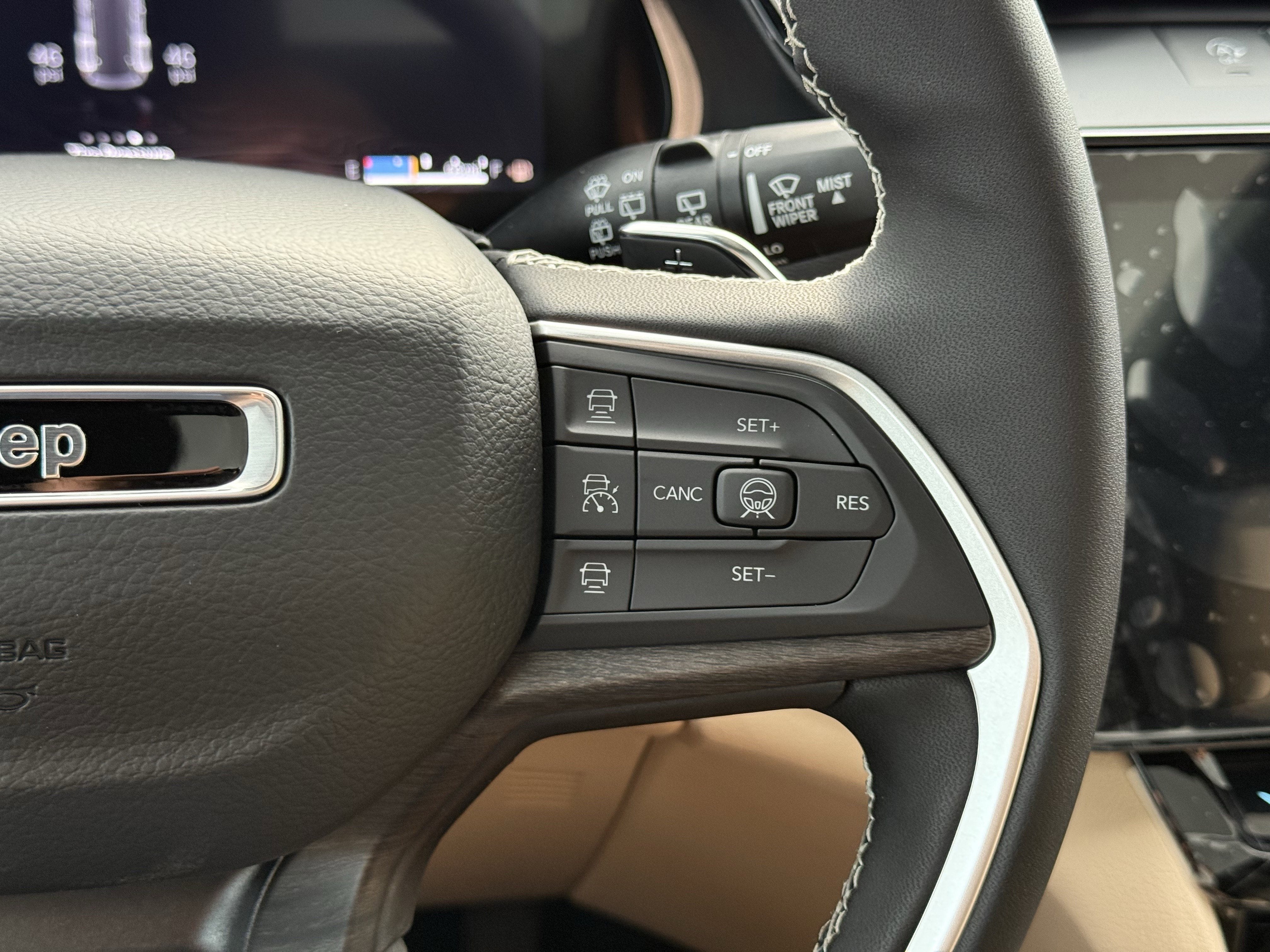 2026 Jeep Grand Cherokee GRAND CHEROKEE LIMITED 4X2