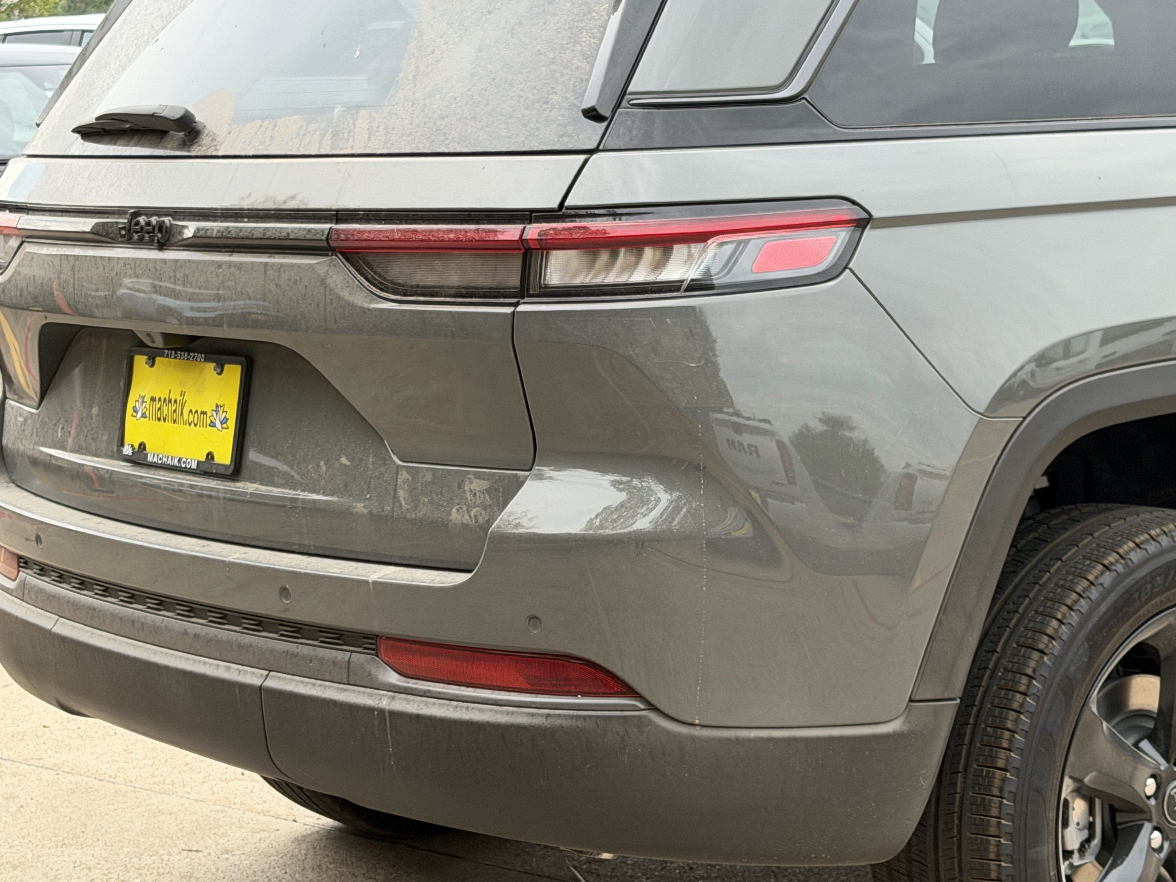 2027 Jeep Grand Cherokee Limited