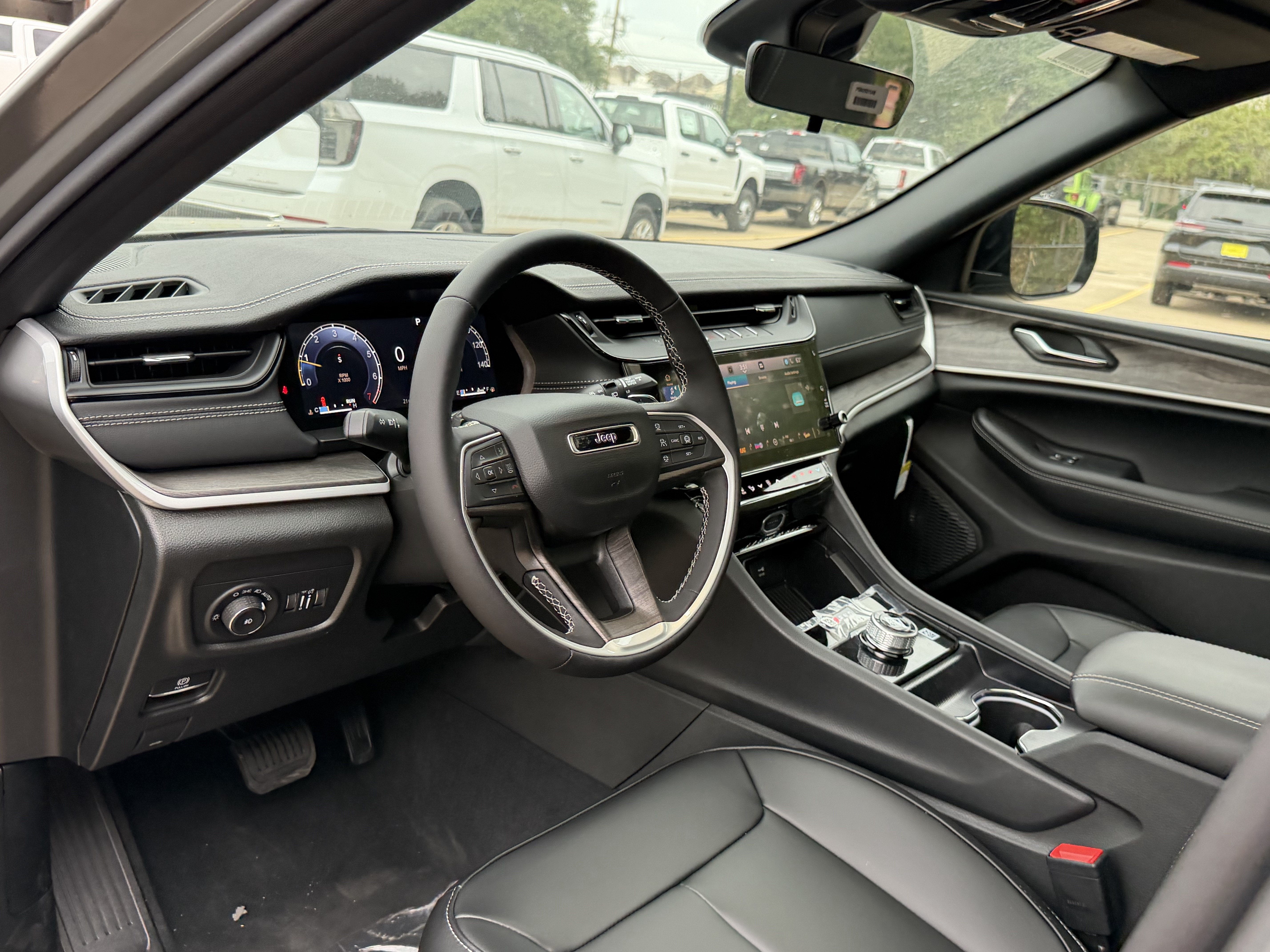 2027 Jeep Grand Cherokee Limited