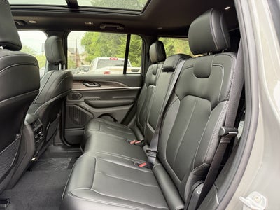 2027 Jeep Grand Cherokee Limited