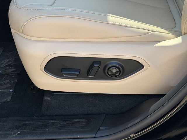 2026 Jeep Grand Cherokee GRAND CHEROKEE LIMITED 4X2