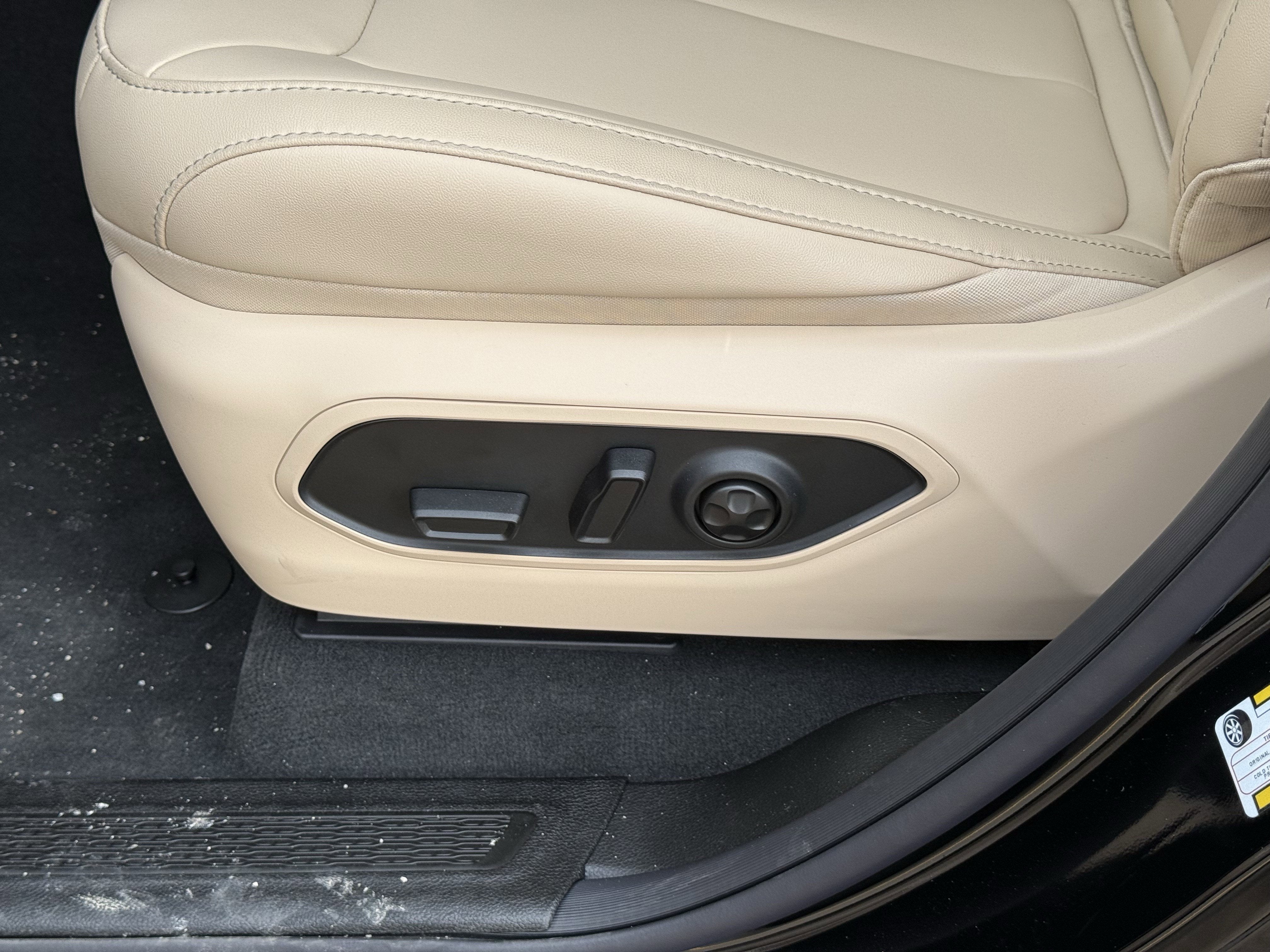 2026 Jeep Grand Cherokee GRAND CHEROKEE LIMITED 4X2