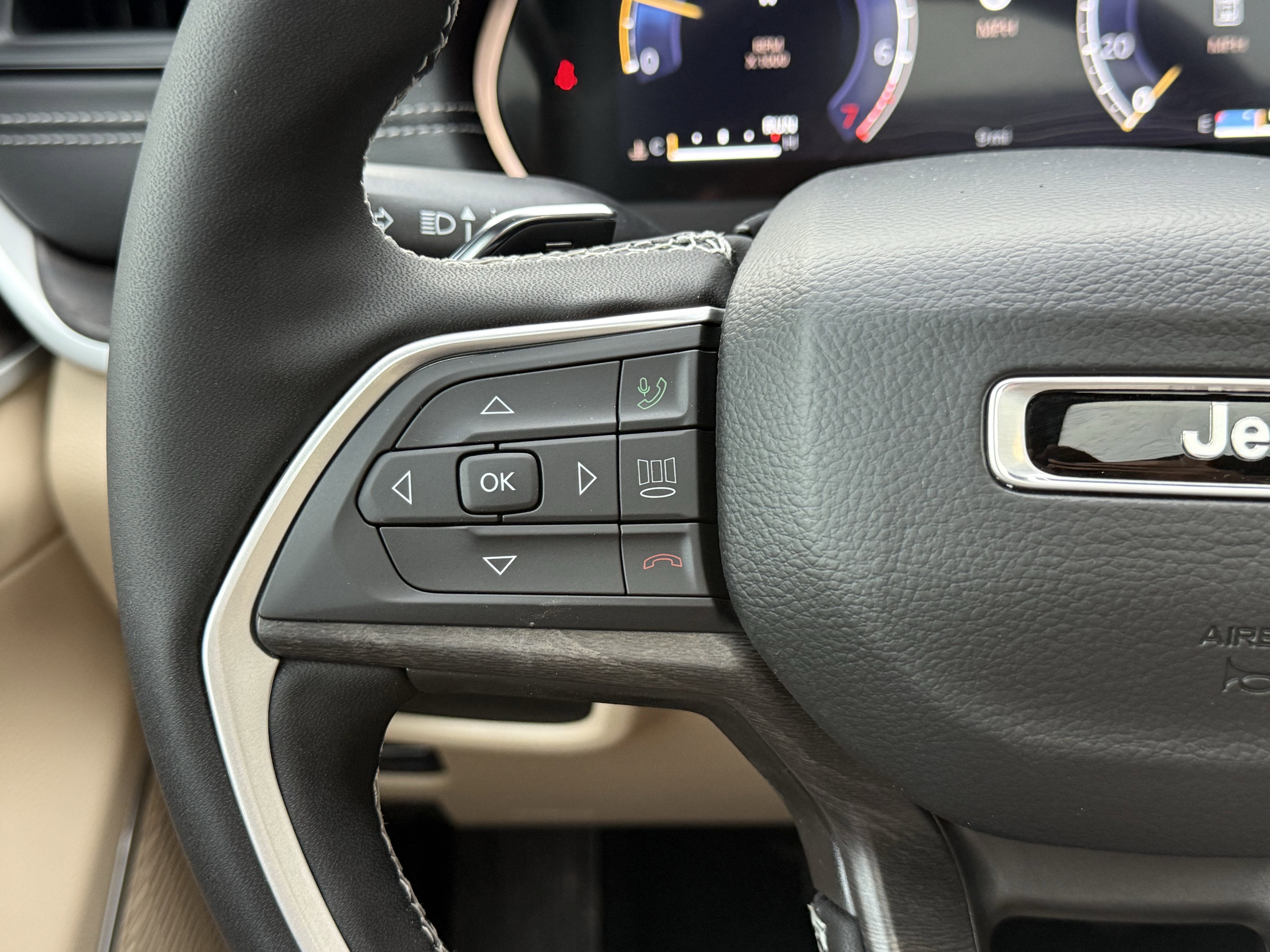 2026 Jeep Grand Cherokee GRAND CHEROKEE LIMITED 4X2