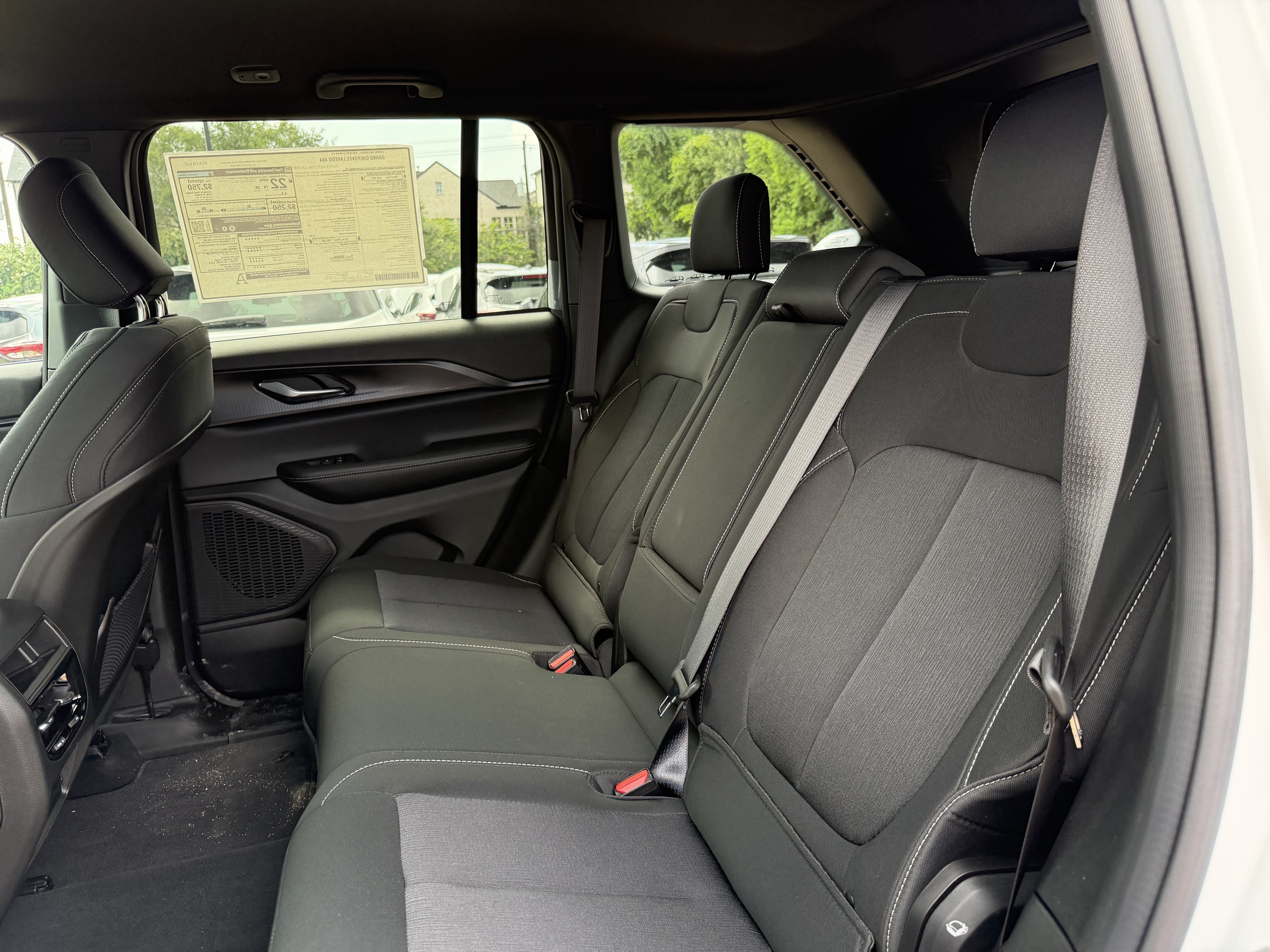 2026 Jeep Grand Cherokee Laredo