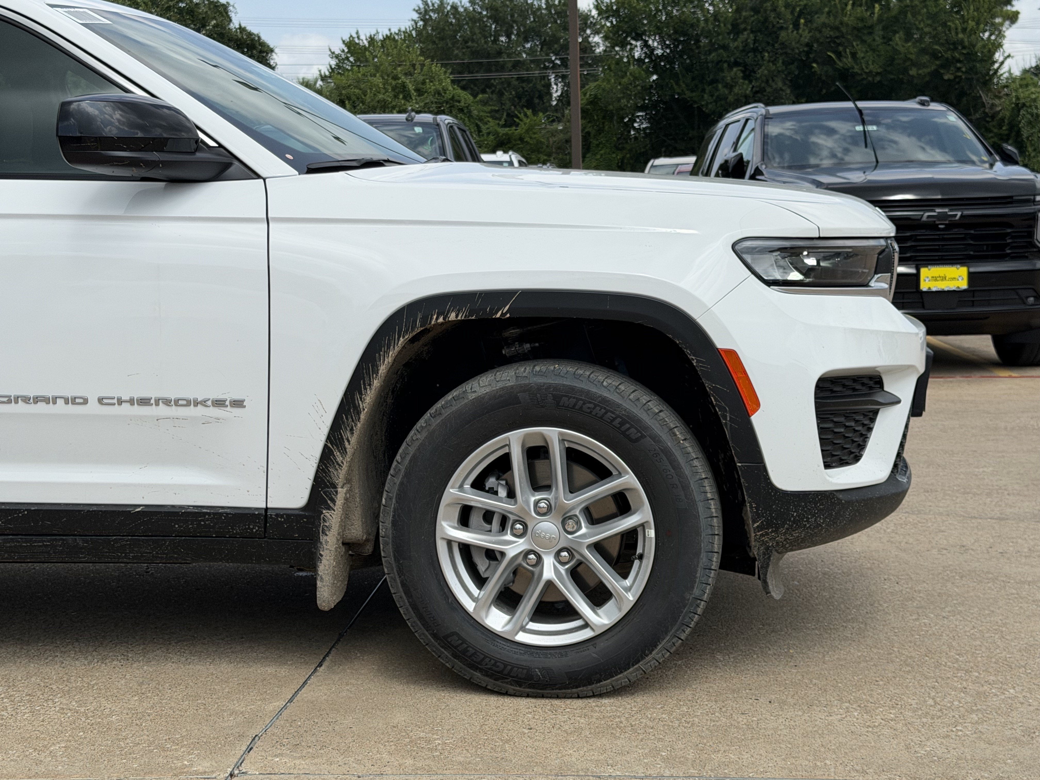 2026 Jeep Grand Cherokee Laredo