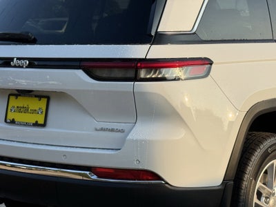 2025 Jeep Grand Cherokee GRAND CHEROKEE LAREDO X 4X4