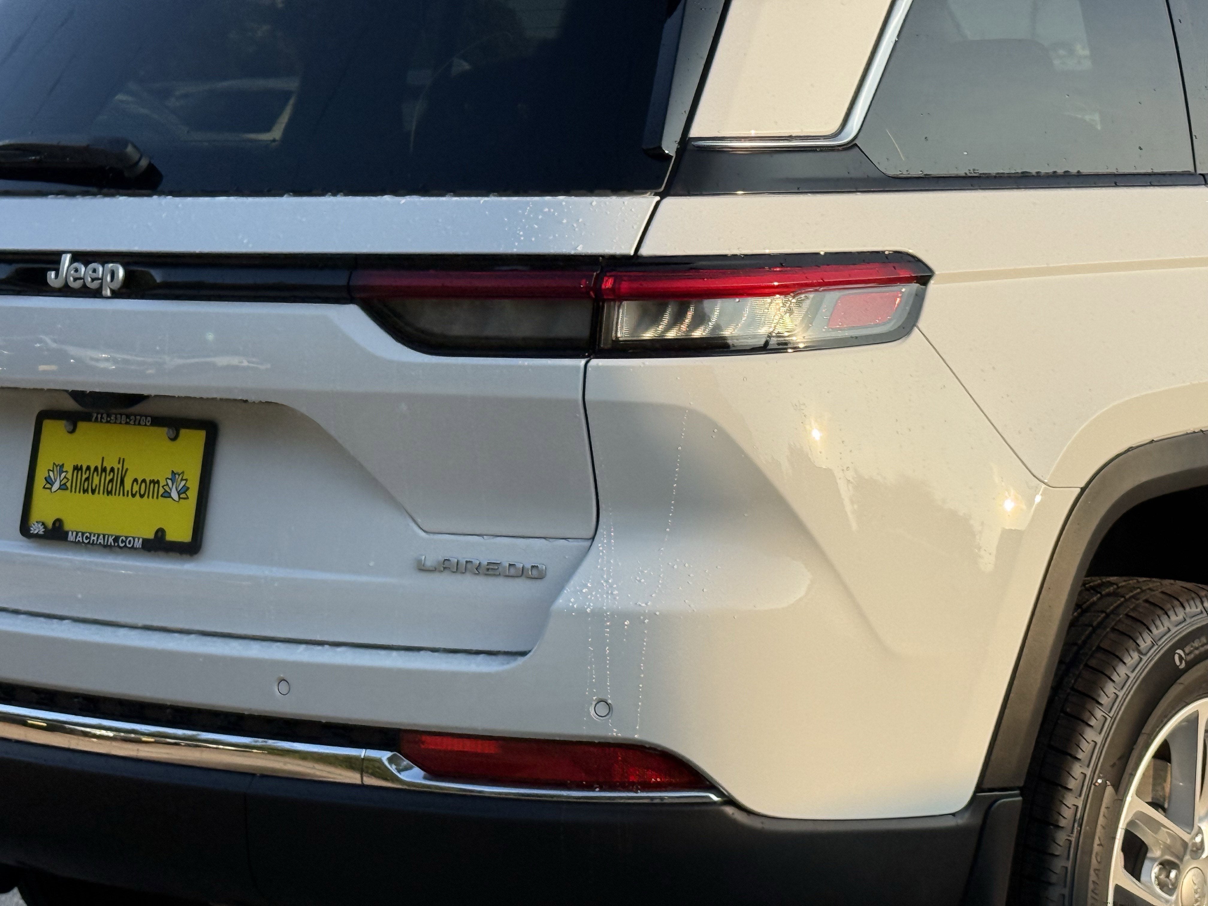 2025 Jeep Grand Cherokee GRAND CHEROKEE LAREDO X 4X4