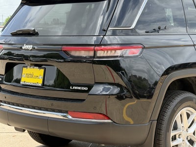 2026 Jeep Grand Cherokee Laredo