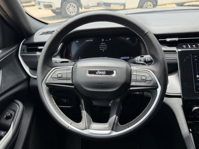 2026 Jeep Grand Cherokee Laredo