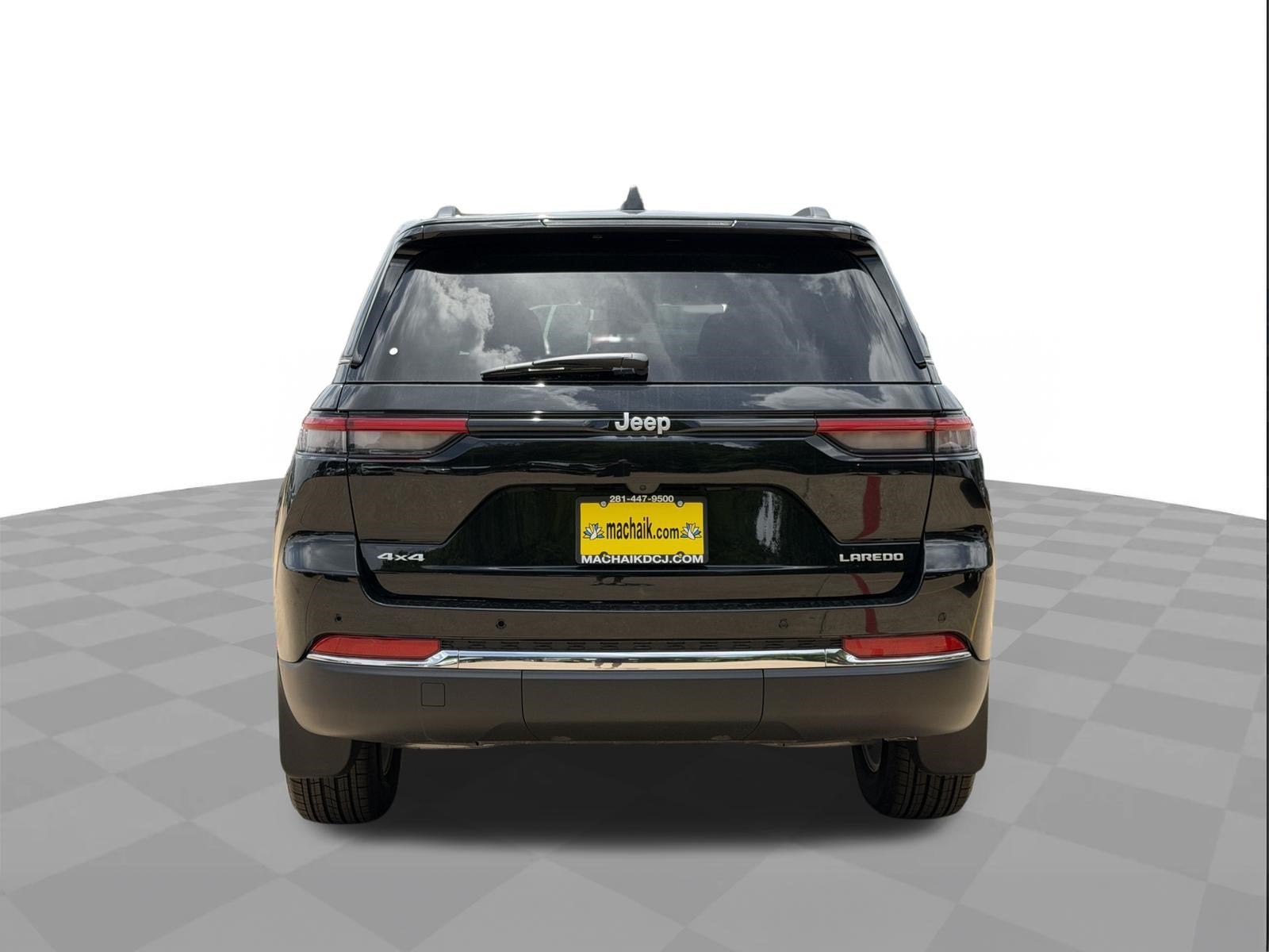 2026 Jeep Grand Cherokee Laredo