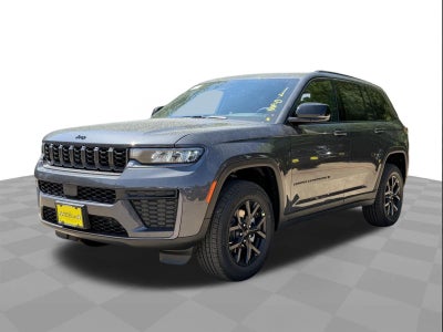 2026 Jeep Grand Cherokee Laredo Altitude