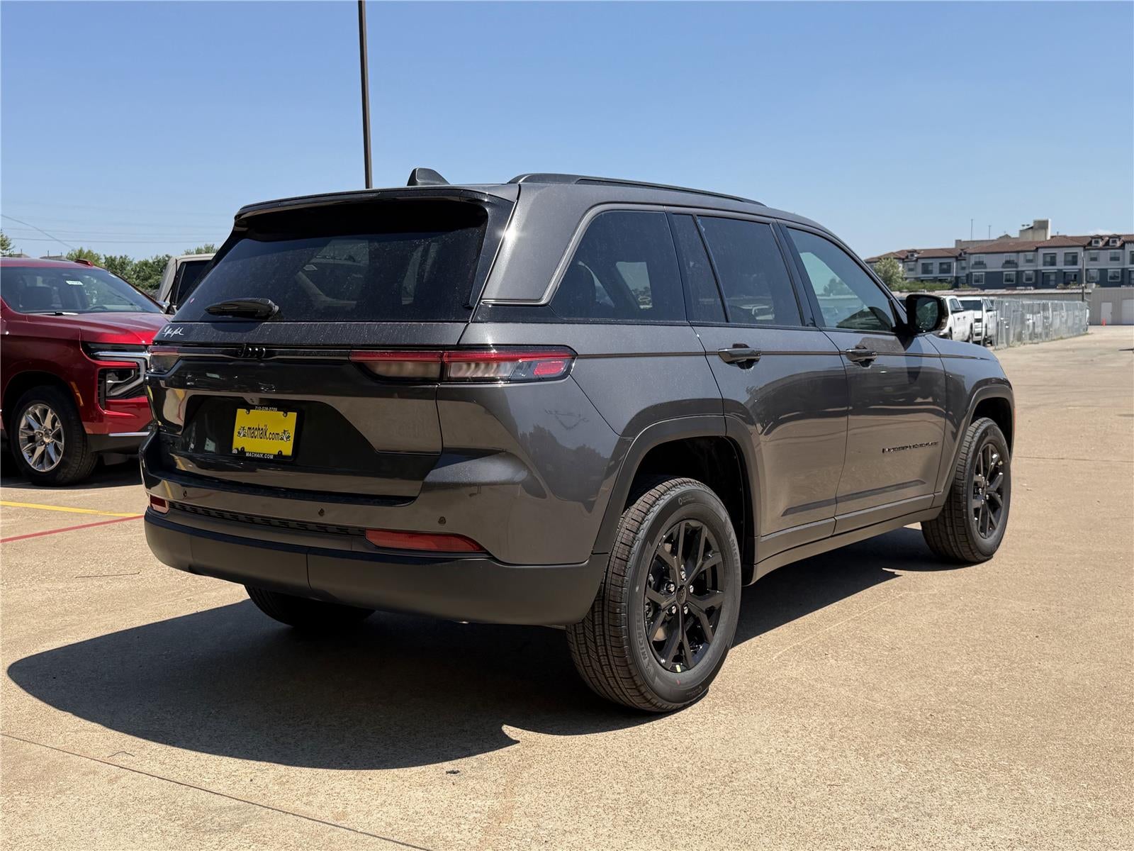 2026 Jeep Grand Cherokee GRAND CHEROKEE LAREDO ALTITUDE 4X4
