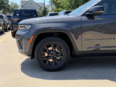 2026 Jeep Grand Cherokee GRAND CHEROKEE LAREDO ALTITUDE 4X4