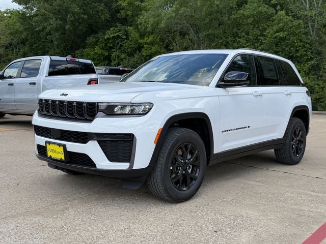 2026 Jeep Grand Cherokee GRAND CHEROKEE LAREDO ALTITUDE 4X4