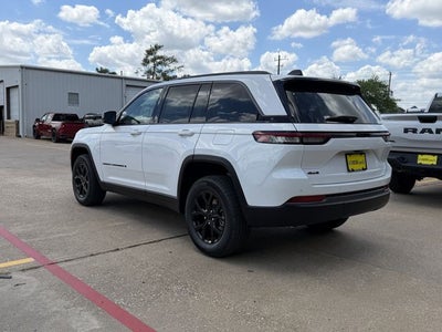 2026 Jeep Grand Cherokee GRAND CHEROKEE LAREDO ALTITUDE 4X4