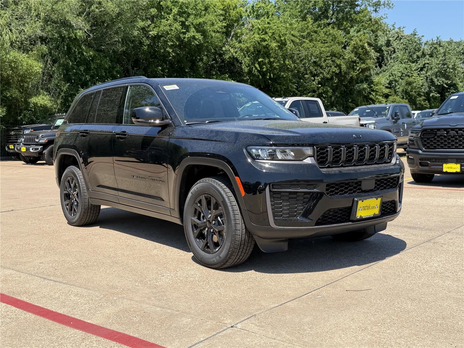 2026 Jeep Grand Cherokee GRAND CHEROKEE LAREDO ALTITUDE 4X4