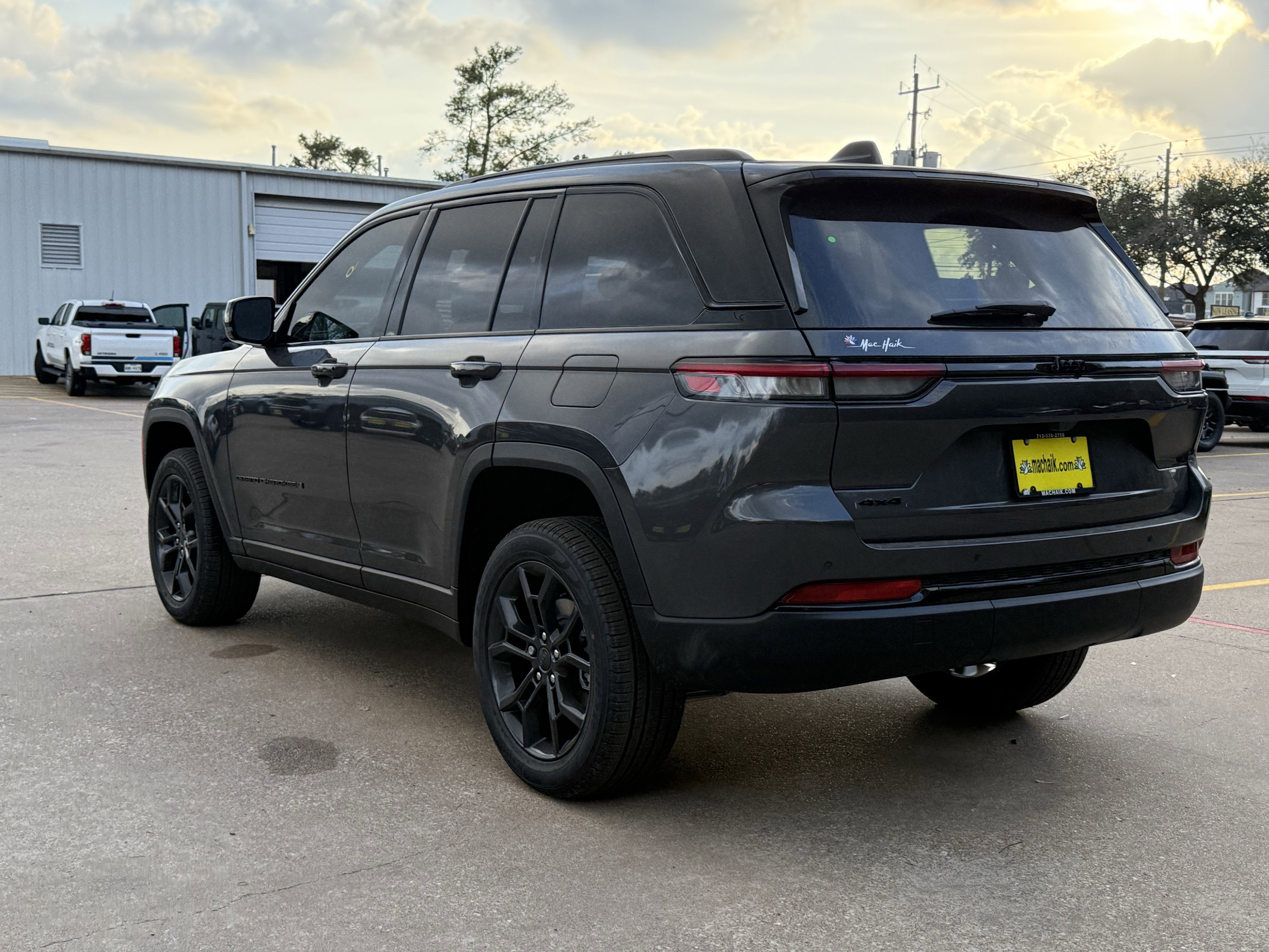 2025 Jeep Grand Cherokee GRAND CHEROKEE LIMITED 4X4