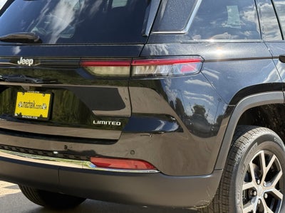 2025 Jeep Grand Cherokee GRAND CHEROKEE LIMITED 4X4