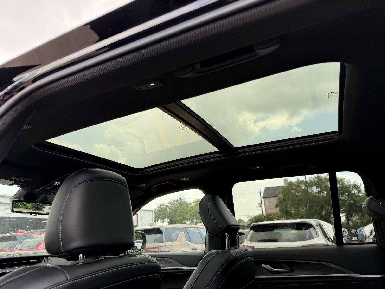 2026 Jeep Grand Cherokee Limited Reserve