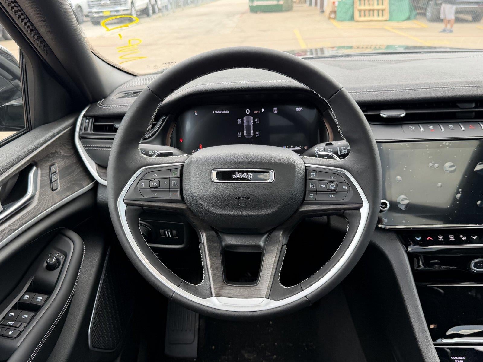 2026 Jeep Grand Cherokee Limited Reserve