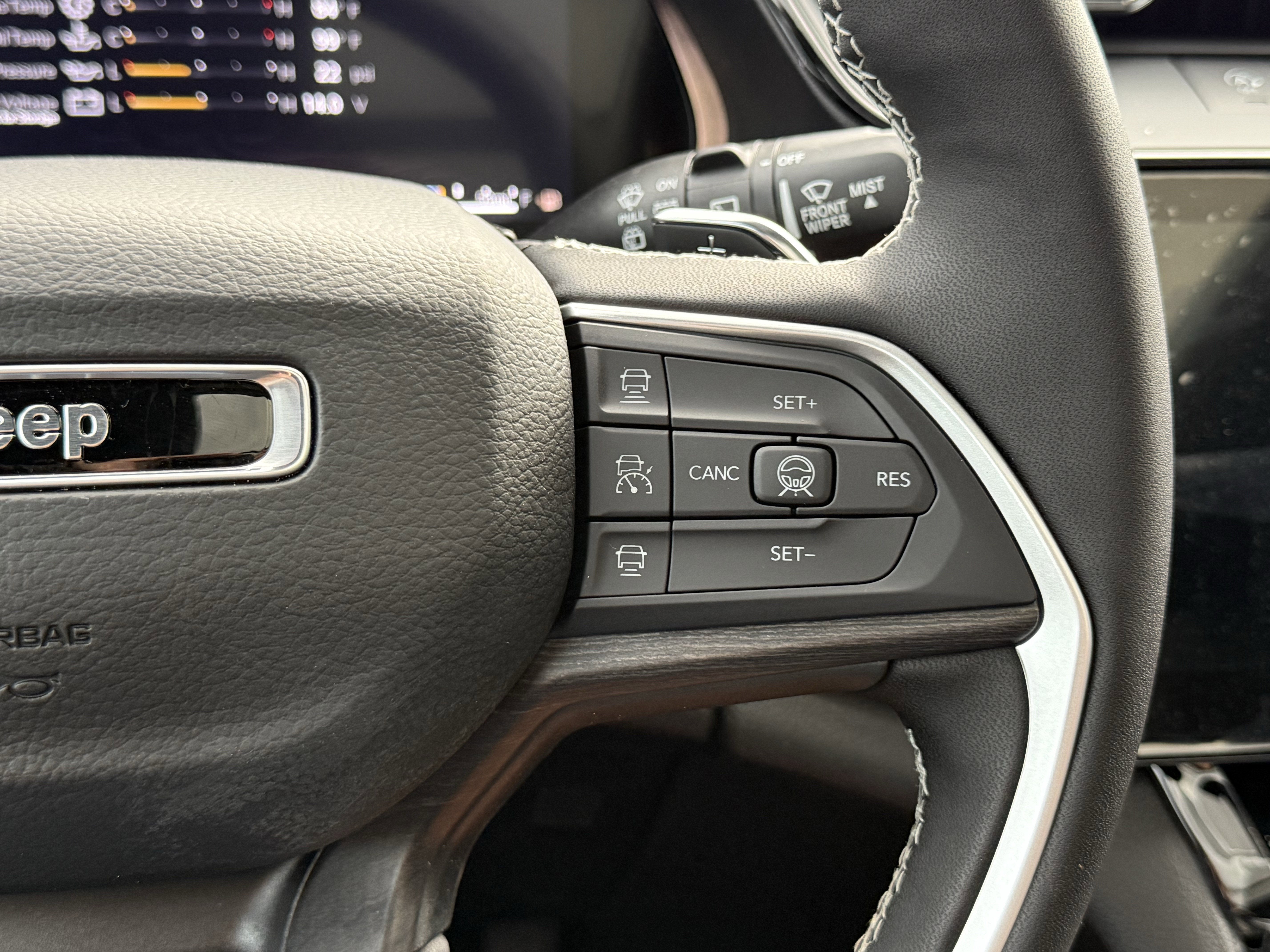 2026 Jeep Grand Cherokee GRAND CHEROKEE LIMITED RESERVE 4X4