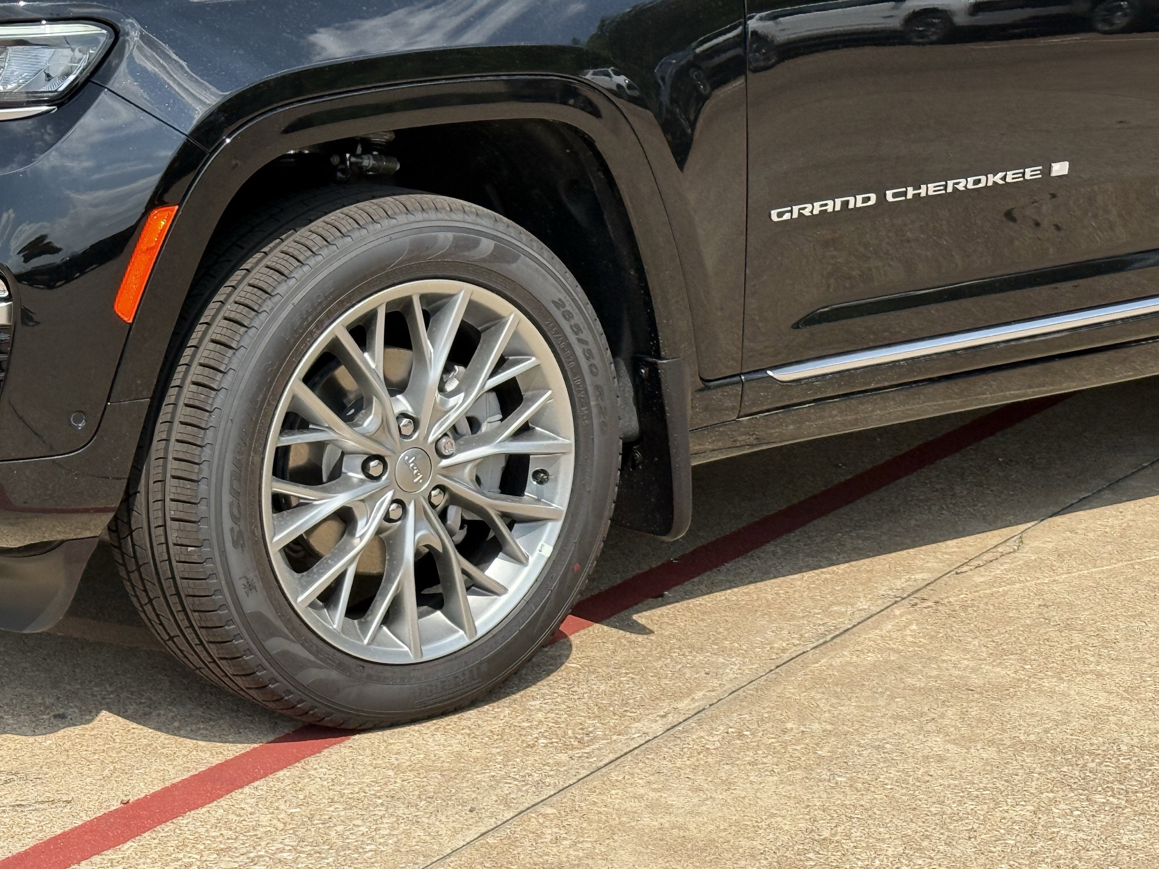 2025 Jeep Grand Cherokee GRAND CHEROKEE SUMMIT 4X4