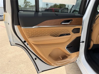 2026 Jeep Grand Cherokee Summit