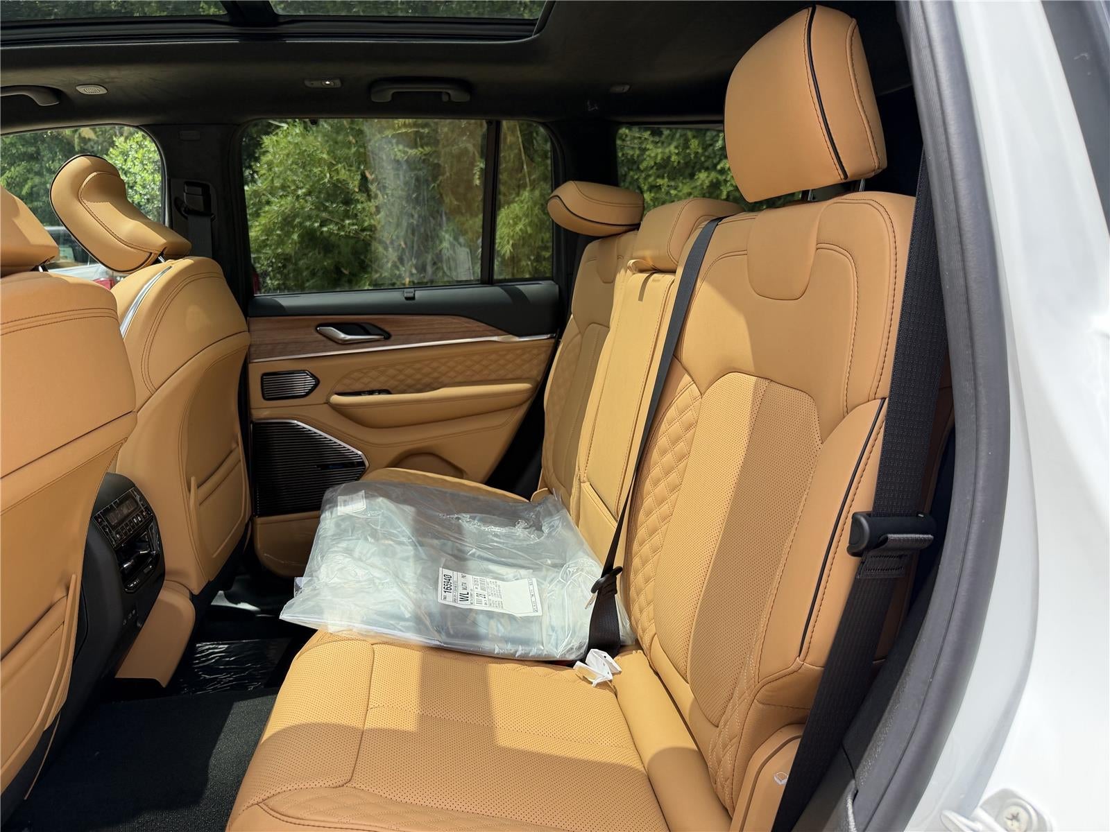 2026 Jeep Grand Cherokee Summit