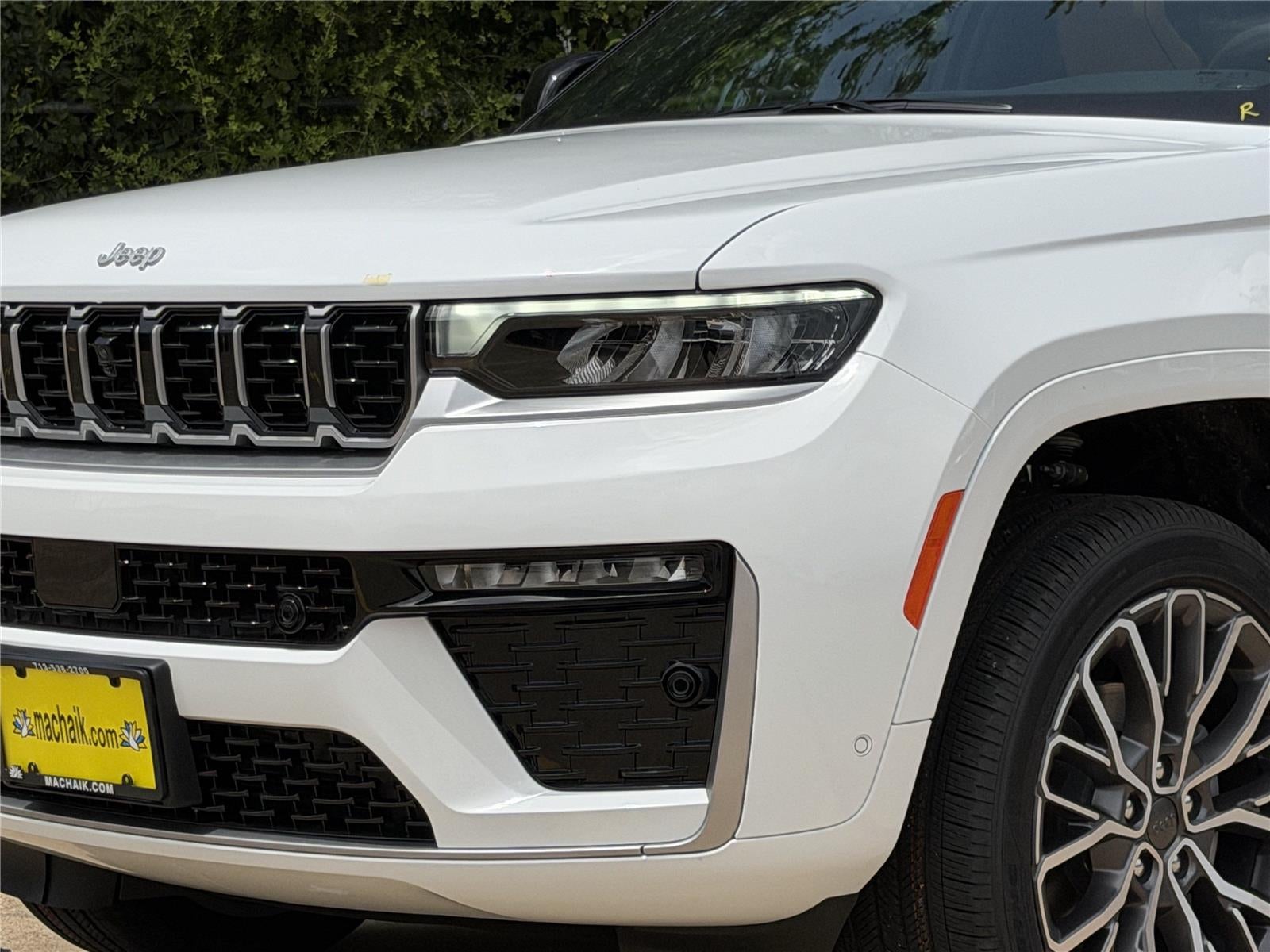 2026 Jeep Grand Cherokee Summit