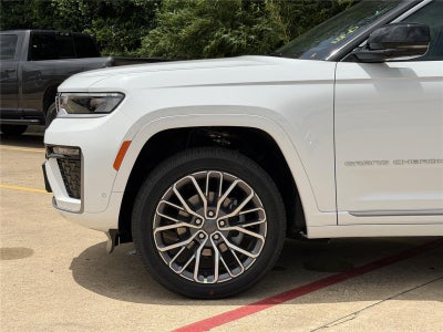 2026 Jeep Grand Cherokee Summit