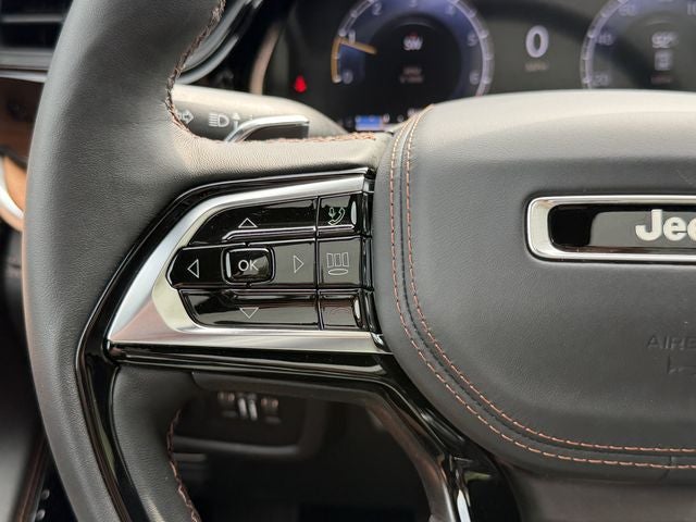 2026 Jeep Grand Cherokee GRAND CHEROKEE SUMMIT 4X4
