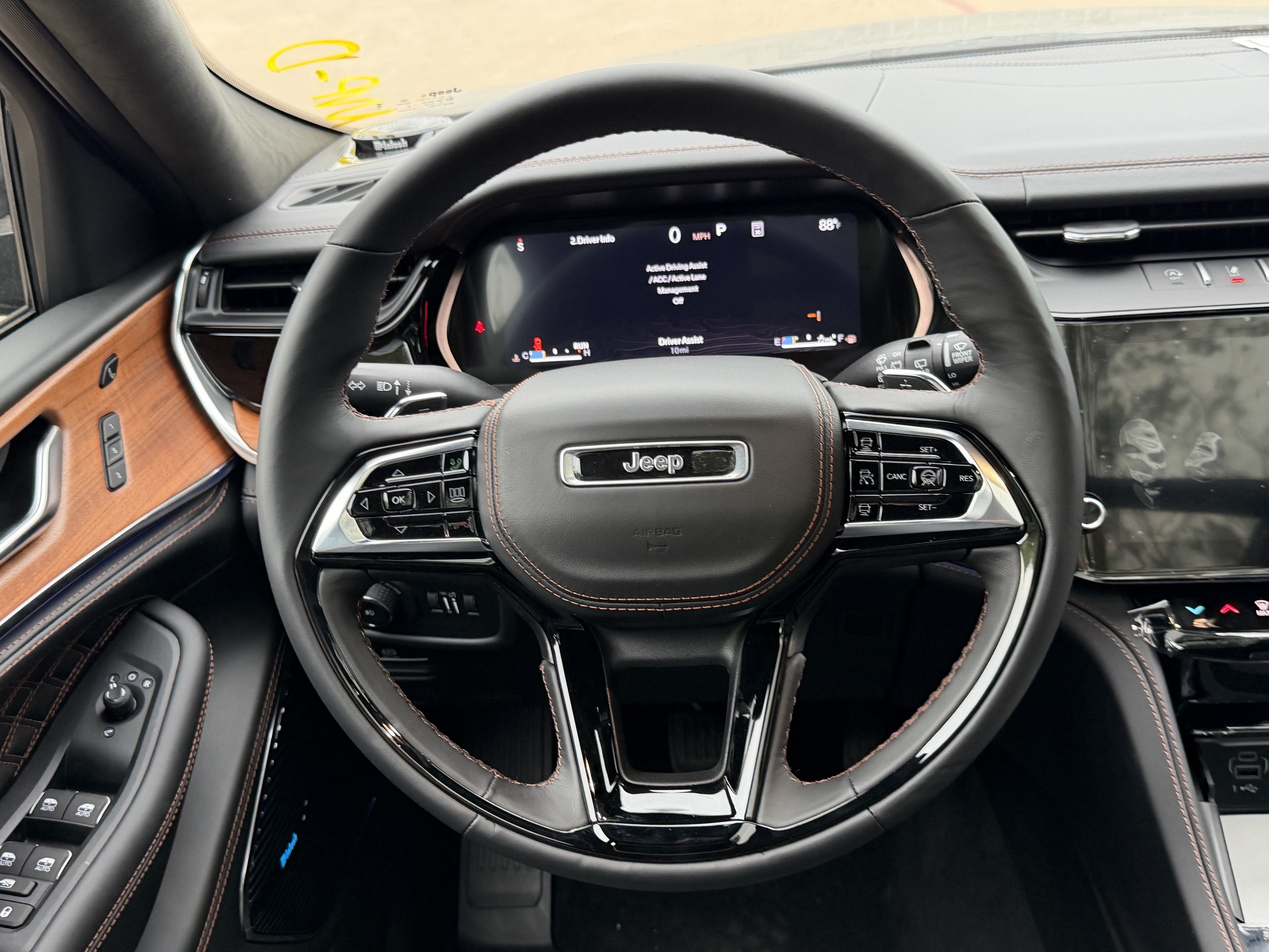 2027 Jeep Grand Cherokee Summit