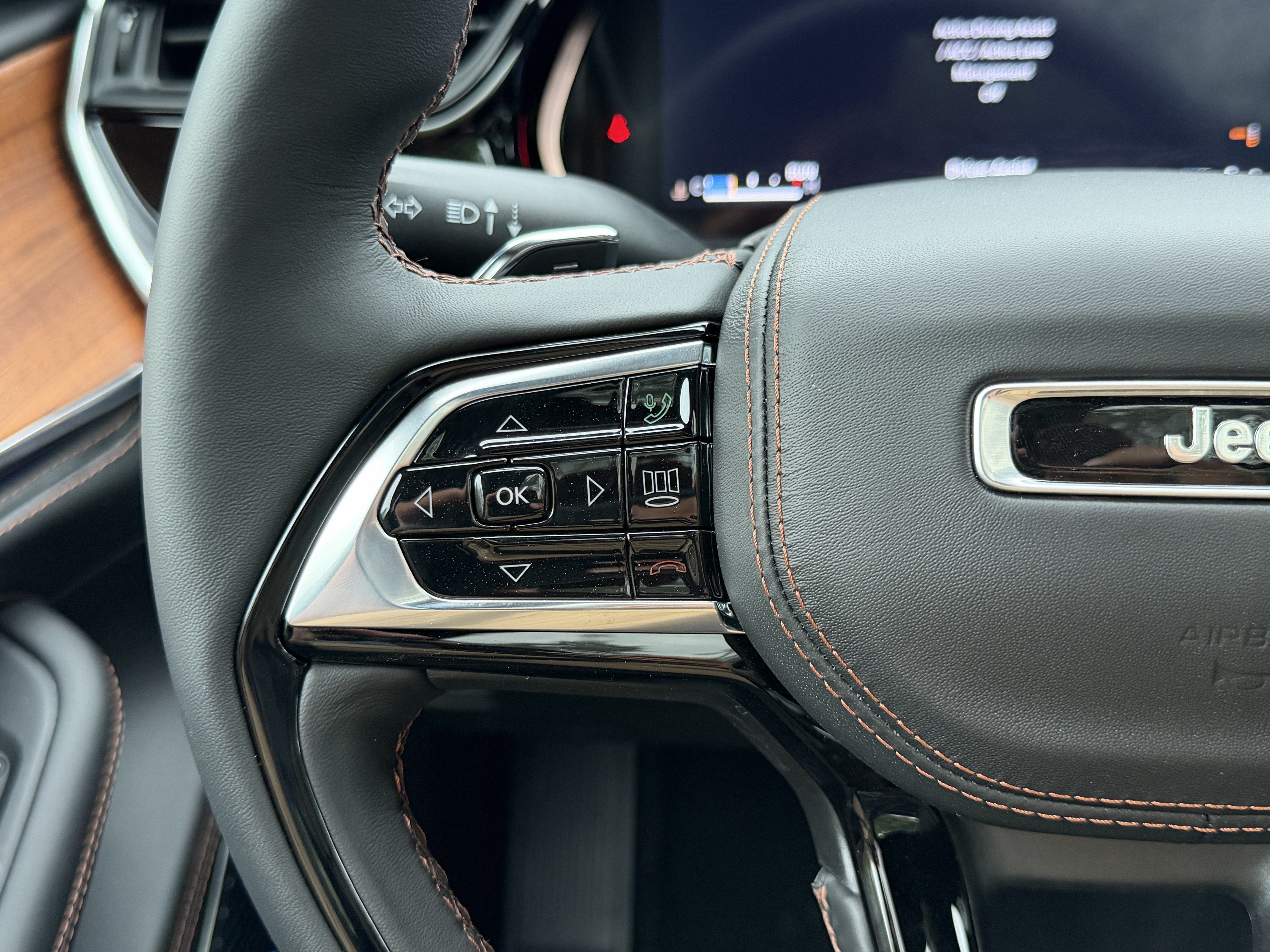 2027 Jeep Grand Cherokee Summit