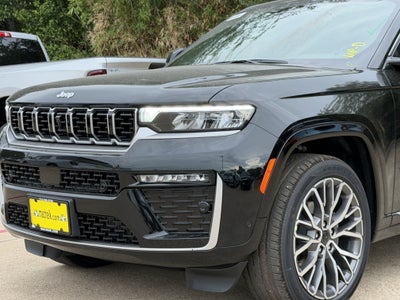 2027 Jeep Grand Cherokee Summit
