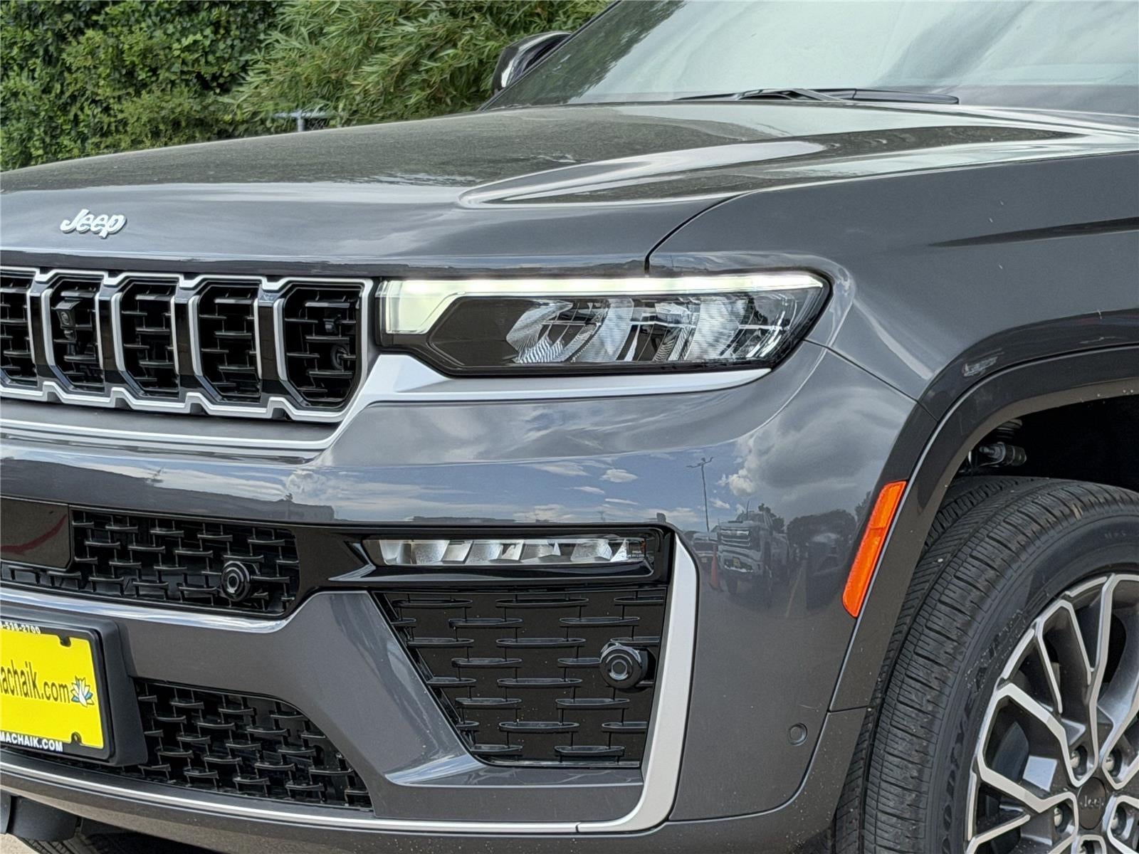 2026 Jeep Grand Cherokee Summit