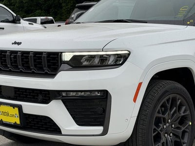 2026 Jeep Grand Cherokee GRAND CHEROKEE SUMMIT 4X4