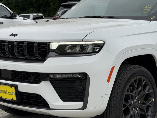 2026 Jeep Grand Cherokee GRAND CHEROKEE SUMMIT 4X4
