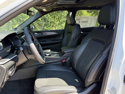 2025 Jeep Grand Cherokee L GRAND CHEROKEE L ALTITUDE X 4X2