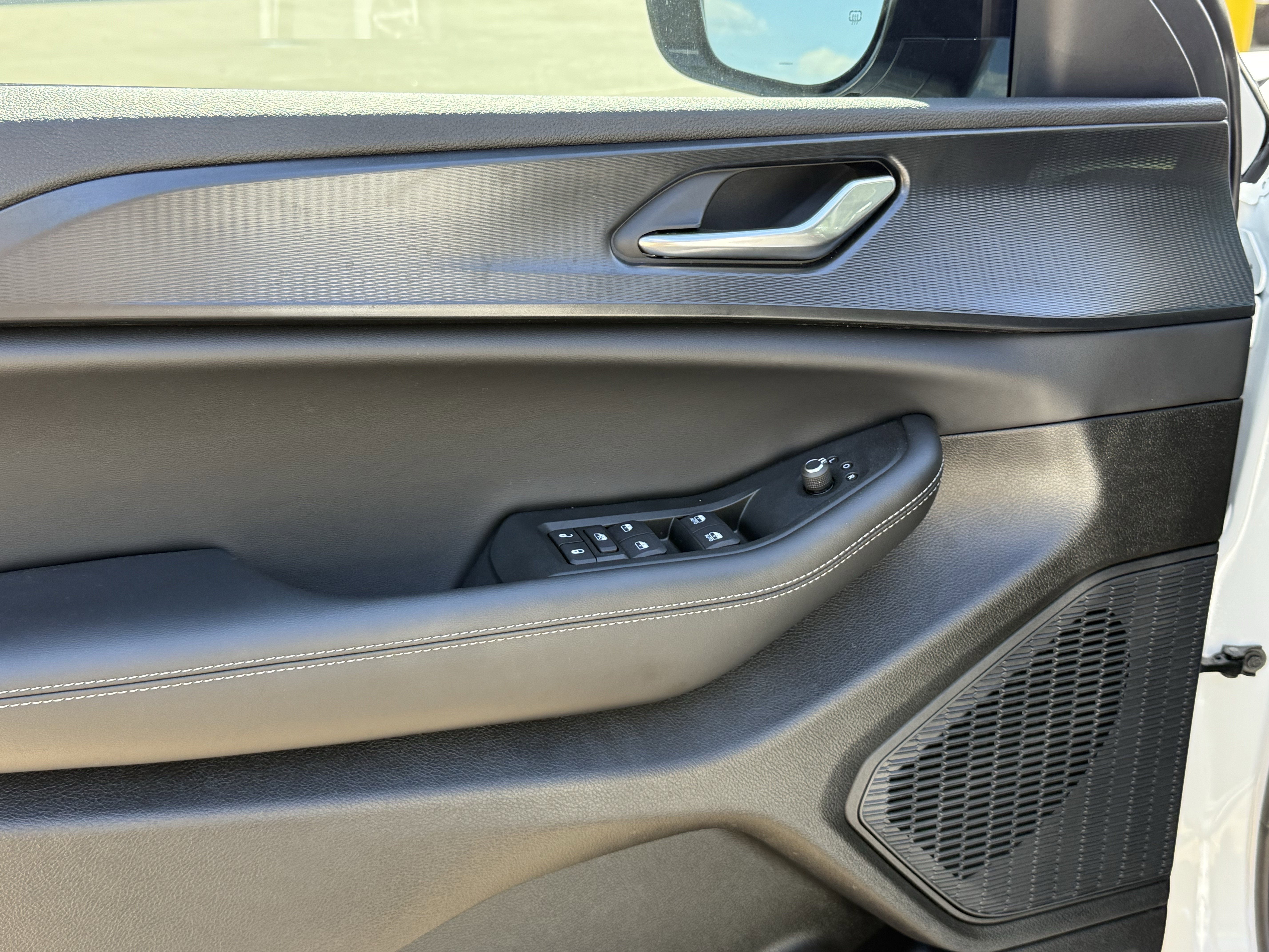 2025 Jeep Grand Cherokee L GRAND CHEROKEE L ALTITUDE X 4X2